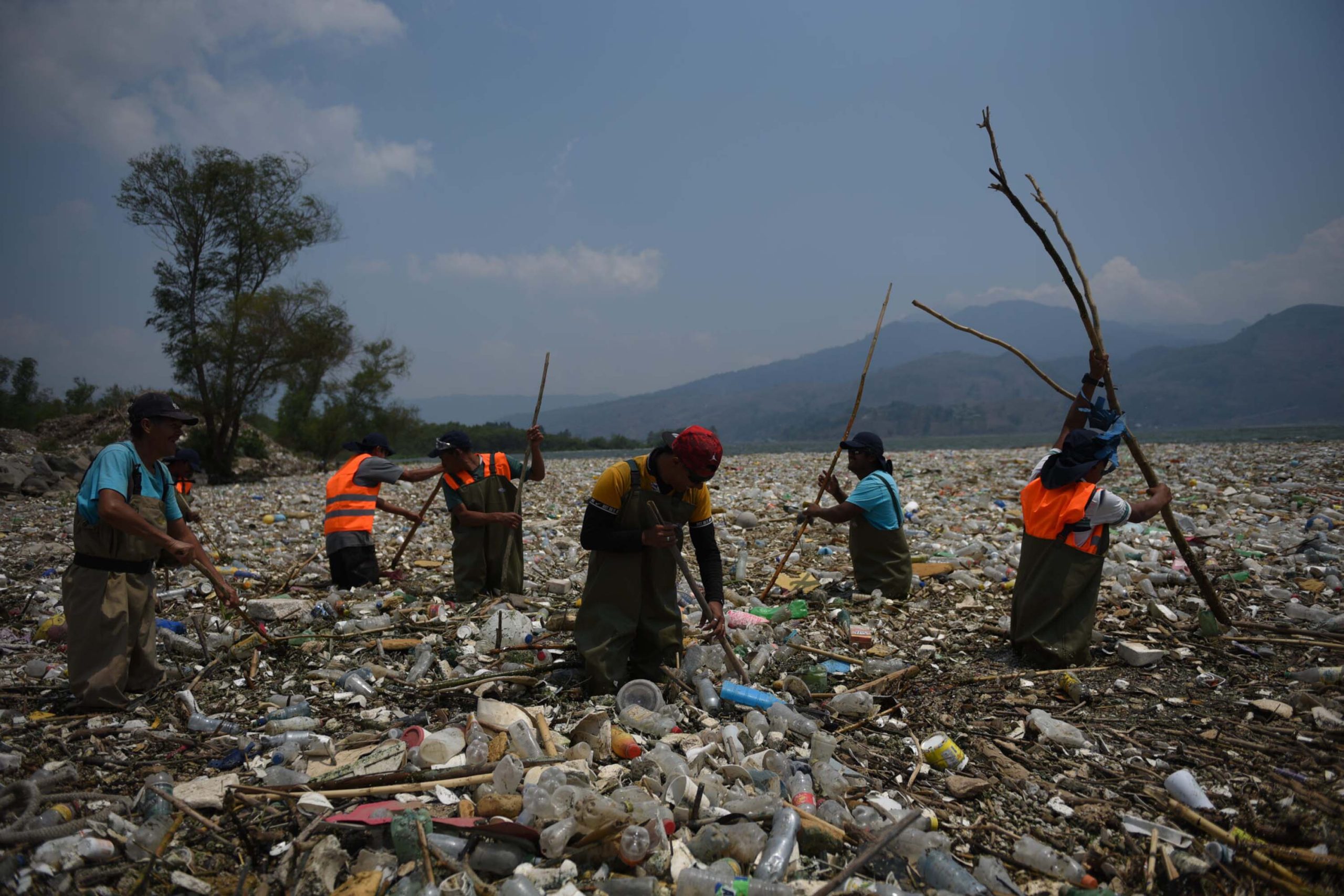 Contaminar y pagar para no ser juzgado - MalaYerba